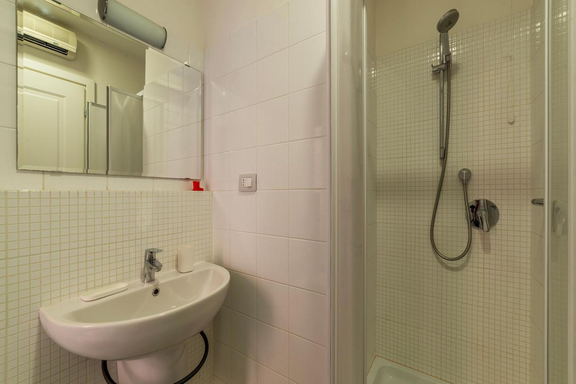 Termini Comfy Apartment *
